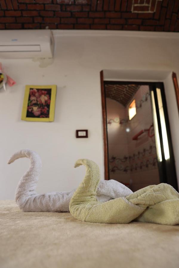 Villa Memnoun House Luxor Esterno foto